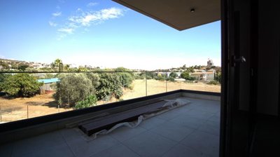 521139-apartment-for-sale-in-mouttagiakaorig