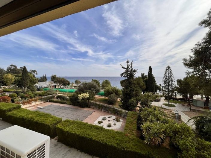 Image No.1-4 Bed Apartment for sale