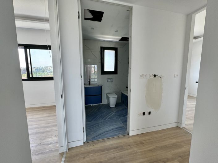 Image No.10-Appartement de 3 chambres à vendre à Limassol