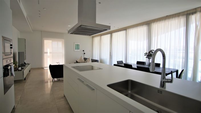 Image No.2-Appartement de 3 chambres à vendre à Nicosie