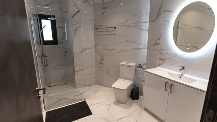 Image No.10-3 Bed Apartment for sale