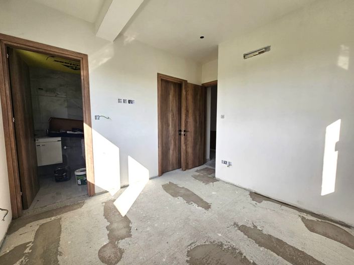 Image No.8-3 Bed Apartment for sale