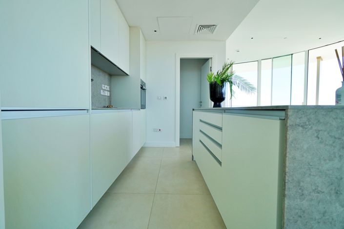 Image No.3-3 Bed Apartment for sale