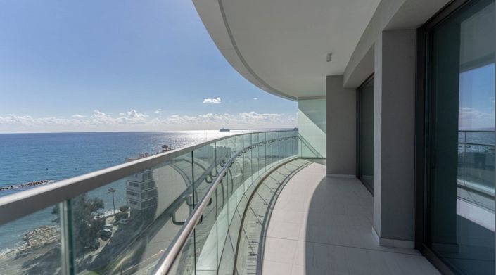 Image No.3-Appartement de 2 chambres à vendre à Agios Tychonas