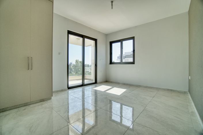 Image No.8-4 Bed Apartment for sale