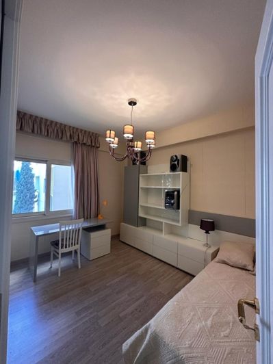 Image No.8-3 Bed Apartment for sale