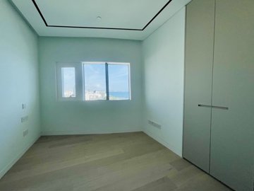 530909-high-rise-apartment-for-sale-in-neapol