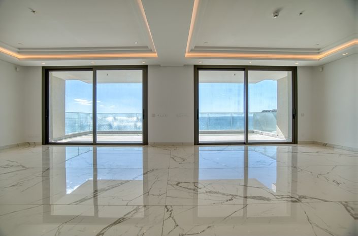 Image No.2-Appartement de 2 chambres à vendre à Agios Tychonas