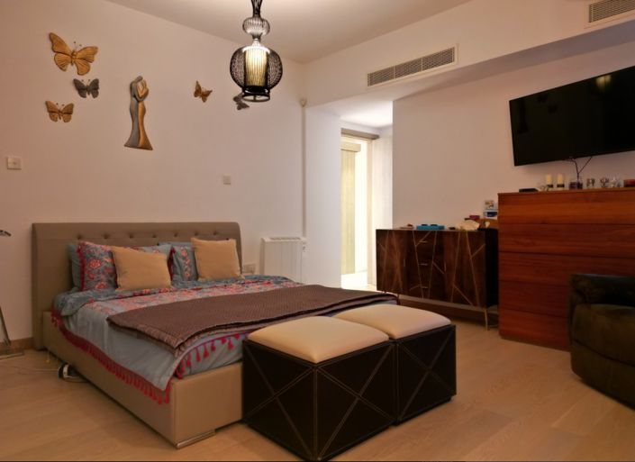 Image No.7-6 Bed Apartment for sale