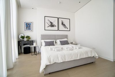 563505-high-rise-apartment-for-sale-in-neapol
