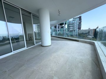 663551-high-rise-apartment-for-sale-in-moutta