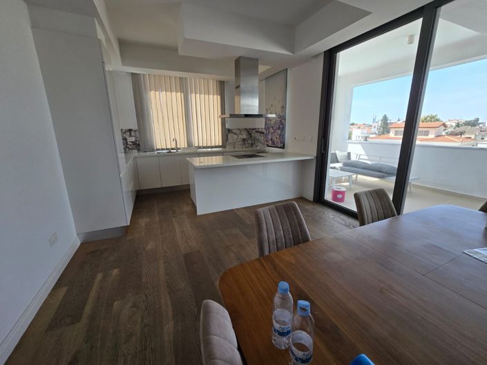 Image No.1-3 Bed Apartment for sale