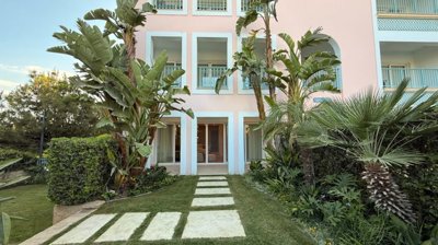 704528-apartment-for-sale-in-limassol-marinao