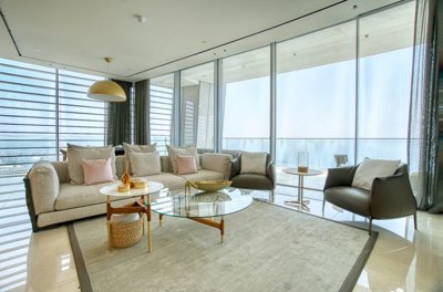 706360-high-rise-apartment-for-sale-in-neapol