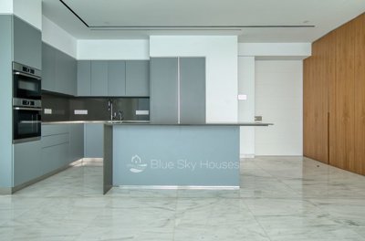 706304-high-rise-apartment-for-sale-in-neapol