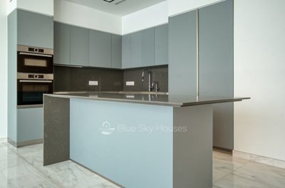 706305-high-rise-apartment-for-sale-in-neapol