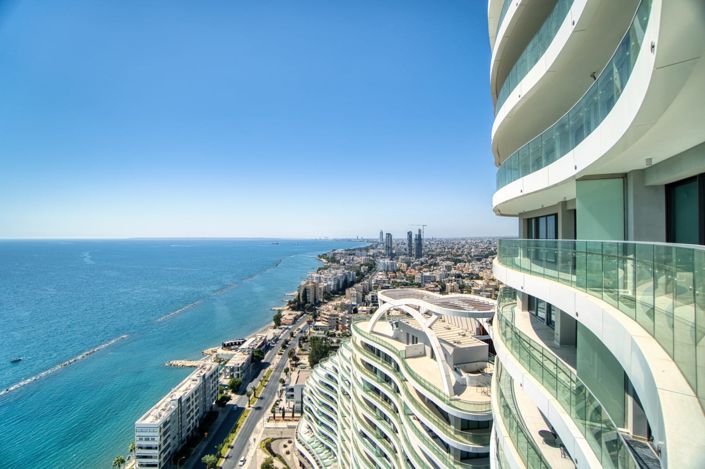Image No.1-4 Bed Apartment for sale
