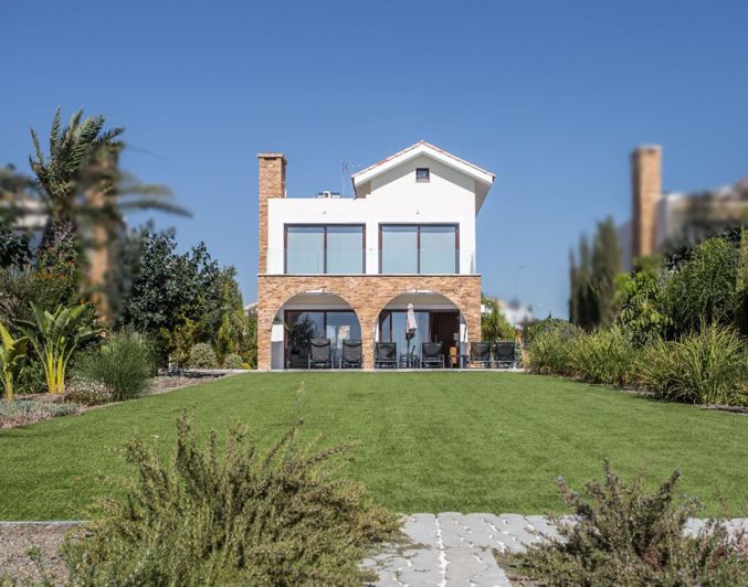 Image No.1-Maison de 5 chambres à vendre à Ayia Napa