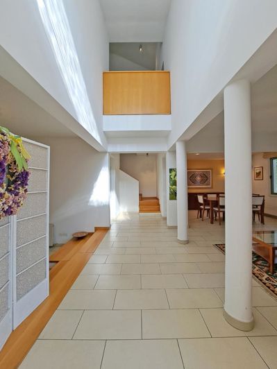 Image No.1-3 Bed House for sale