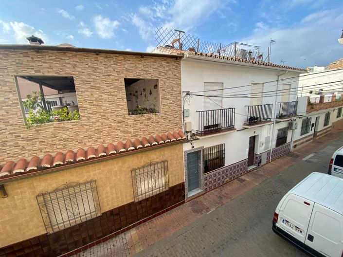 Image No.1-2 Bed Apartment for sale