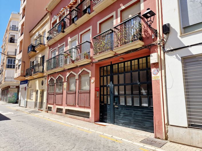 Image No.1-2 Bed Apartment for sale