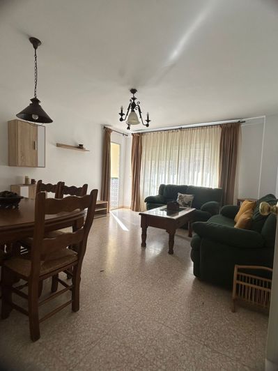 Image No.1-4 Bed Apartment for sale