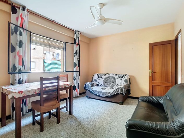 Image No.1-3 Bed Apartment for sale
