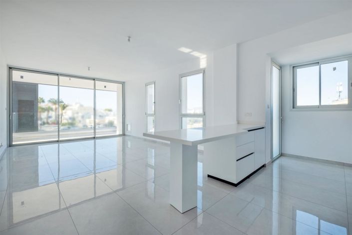 Image No.1-Appartement de 3 chambres à vendre à Strovolos