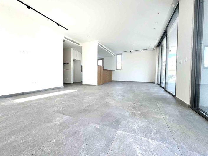 Image No.1-Appartement de 3 chambres à vendre à Strovolos