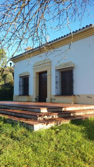 Image No.1-3 Bed House for sale