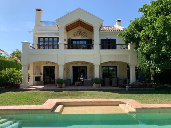 Image No.1-5 Bed House for sale