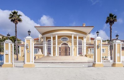 1 - Cadix, Maison