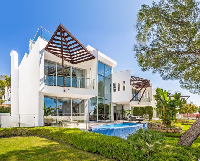 Image No.1-5 Bed House for sale