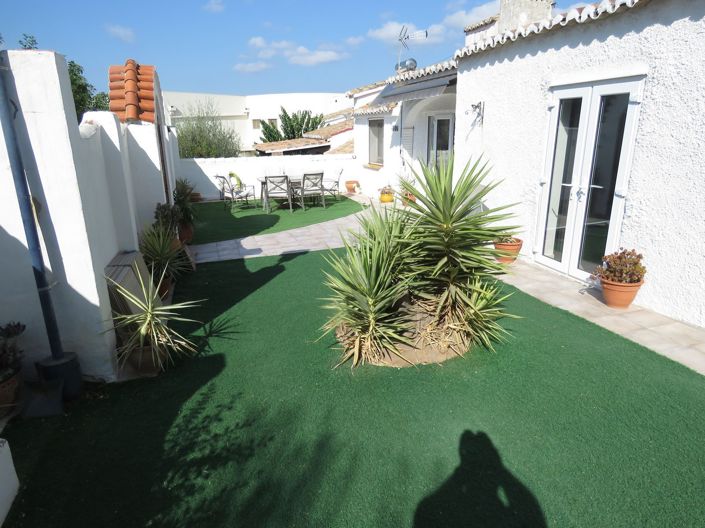 Image No.1-3 Bed House for sale