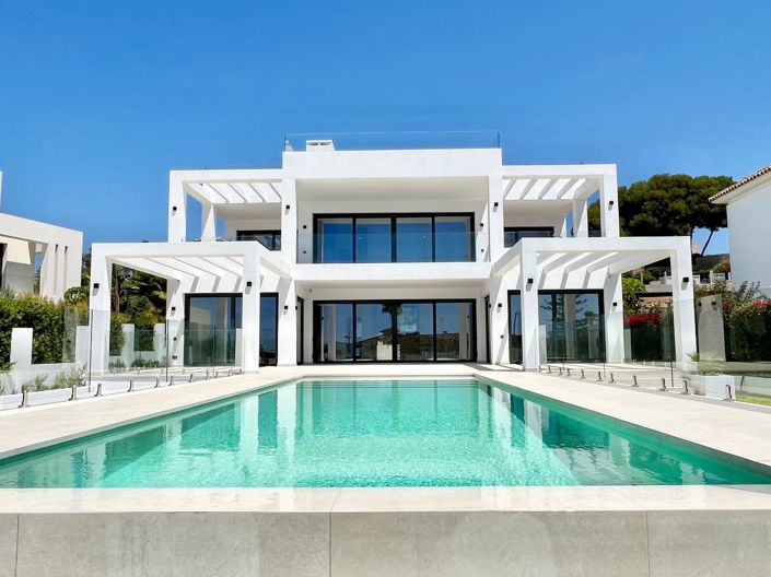 Image No.1-4 Bed House for sale