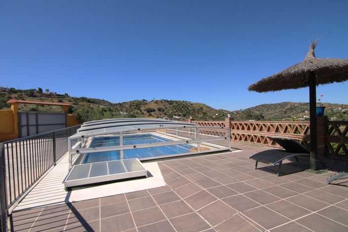 Image No.1-3 Bed House for sale