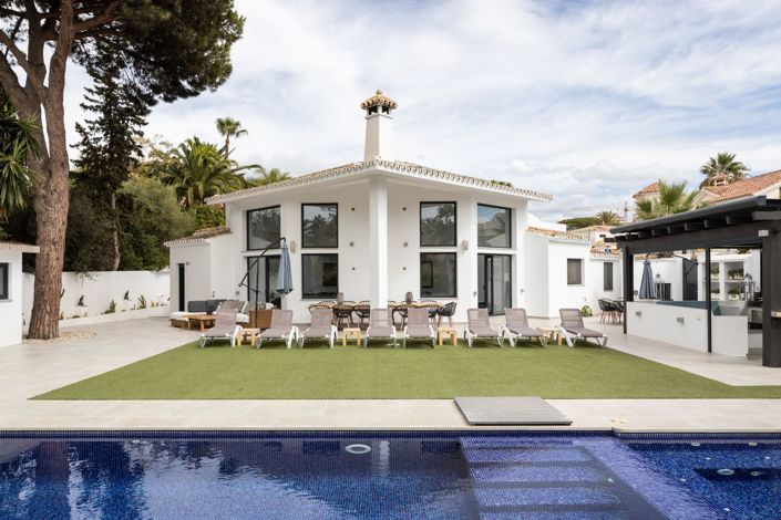 Image No.1-5 Bed House for sale