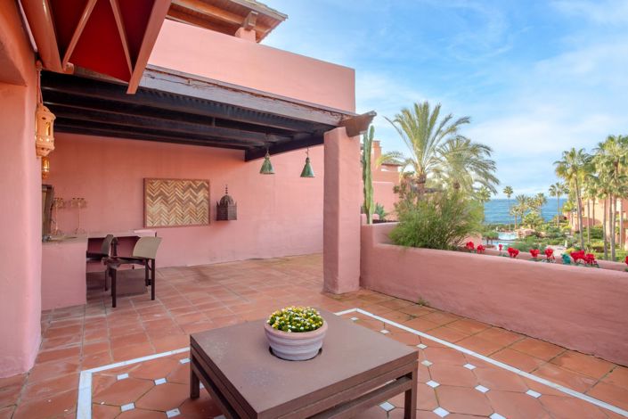 Image No.1-3 Bed Apartment for sale
