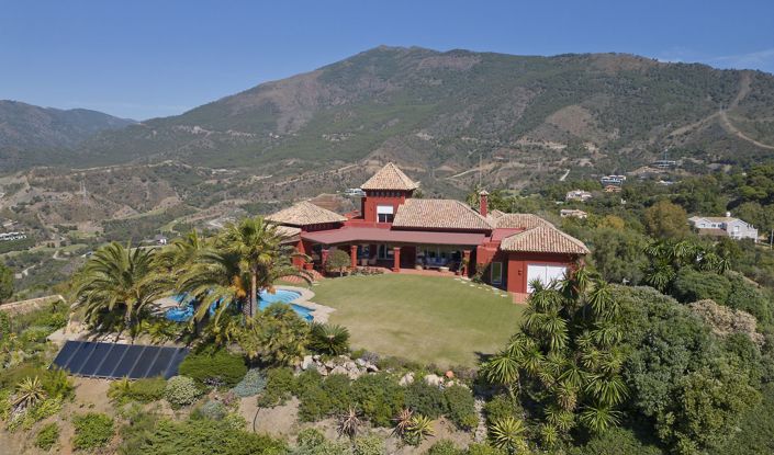 Image No.1-5 Bed House for sale
