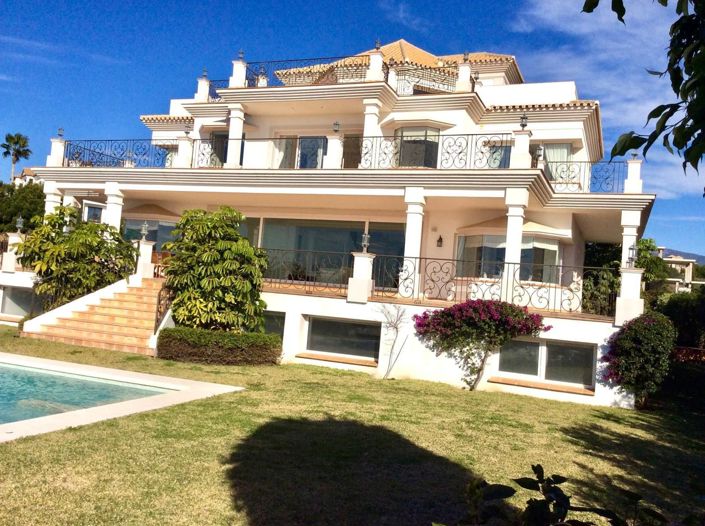 Image No.1-7 Bed House for sale