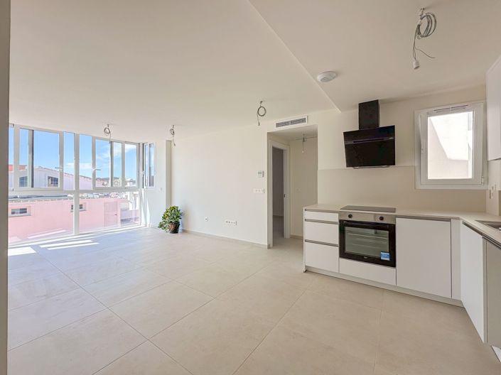 Image No.1-1 Bed Apartment for sale