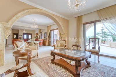 677414-detached-villa-for-sale-in-ayios-athan
