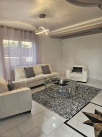 677958-detached-villa-for-sale-in-select-loca
