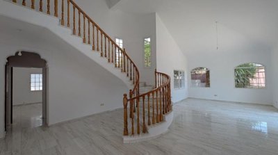 718295-detached-villa-for-sale-in-pantheafull