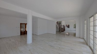 718291-detached-villa-for-sale-in-pantheafull