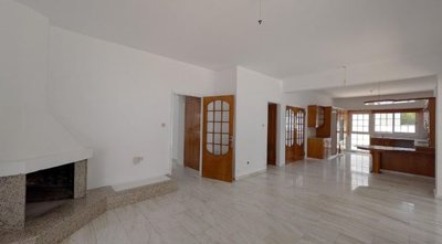 718297-detached-villa-for-sale-in-pantheafull