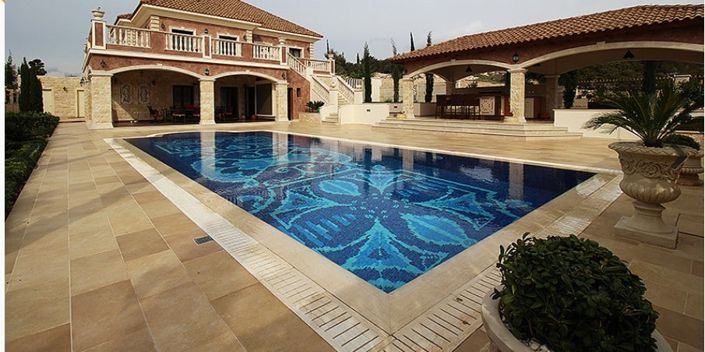 Image No.1-6 Bed House for sale