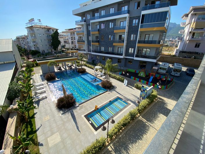 Image No.1-4 Bed Apartment for sale