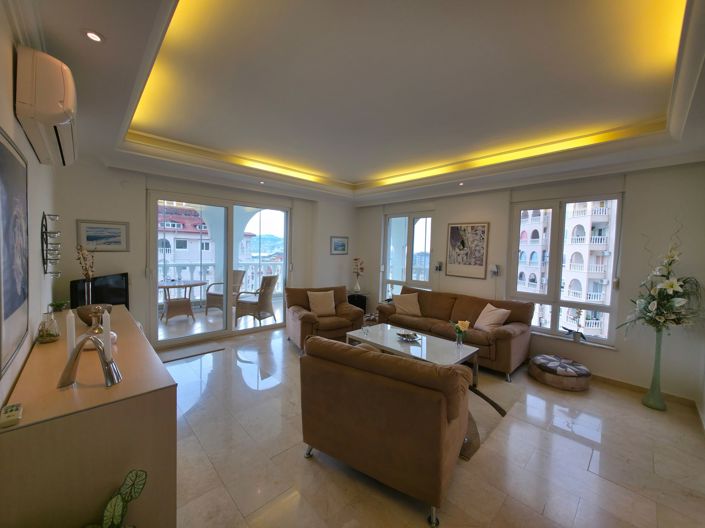 Image No.1-3 Bed Apartment for sale