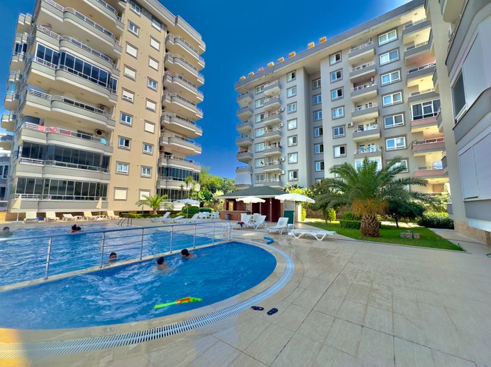 Image No.1-3 Bed Apartment for sale